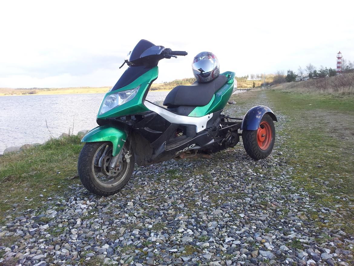 PGO G-MAX 3 Hjulet billede 1