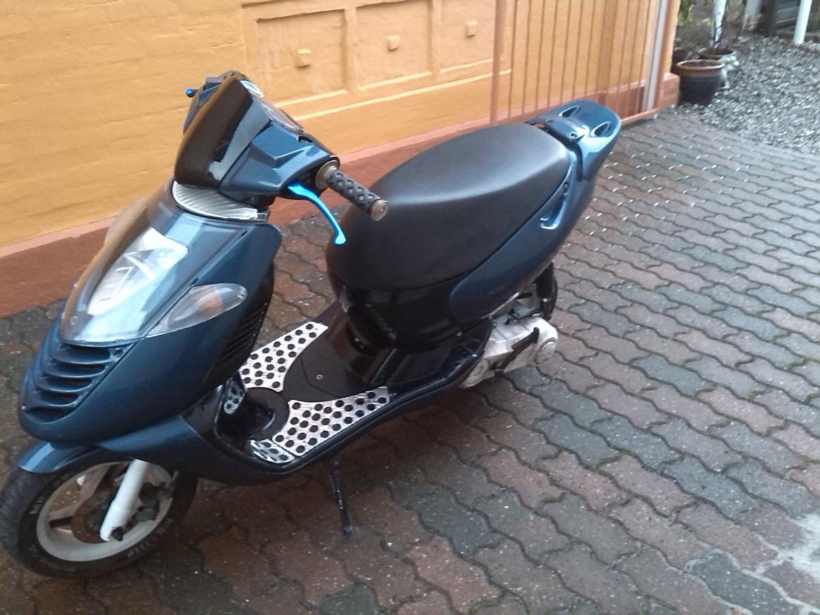 Aprilia aprilla sonic gp billede 8