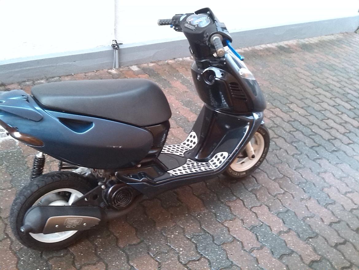 Aprilia aprilla sonic gp billede 2