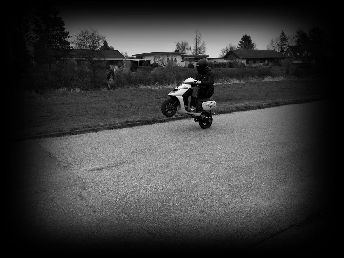 Aprilia EVO Sonic AC Lavet LC billede 1