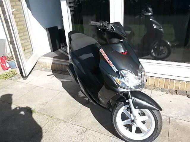 Yamaha Jog R Black Devil billede 13