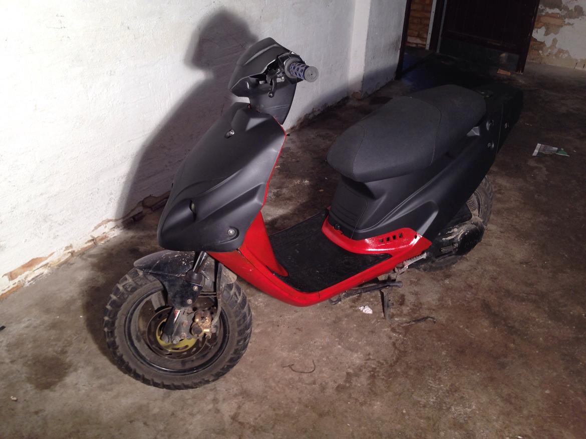 PGO hot 50/Tornado billede 10