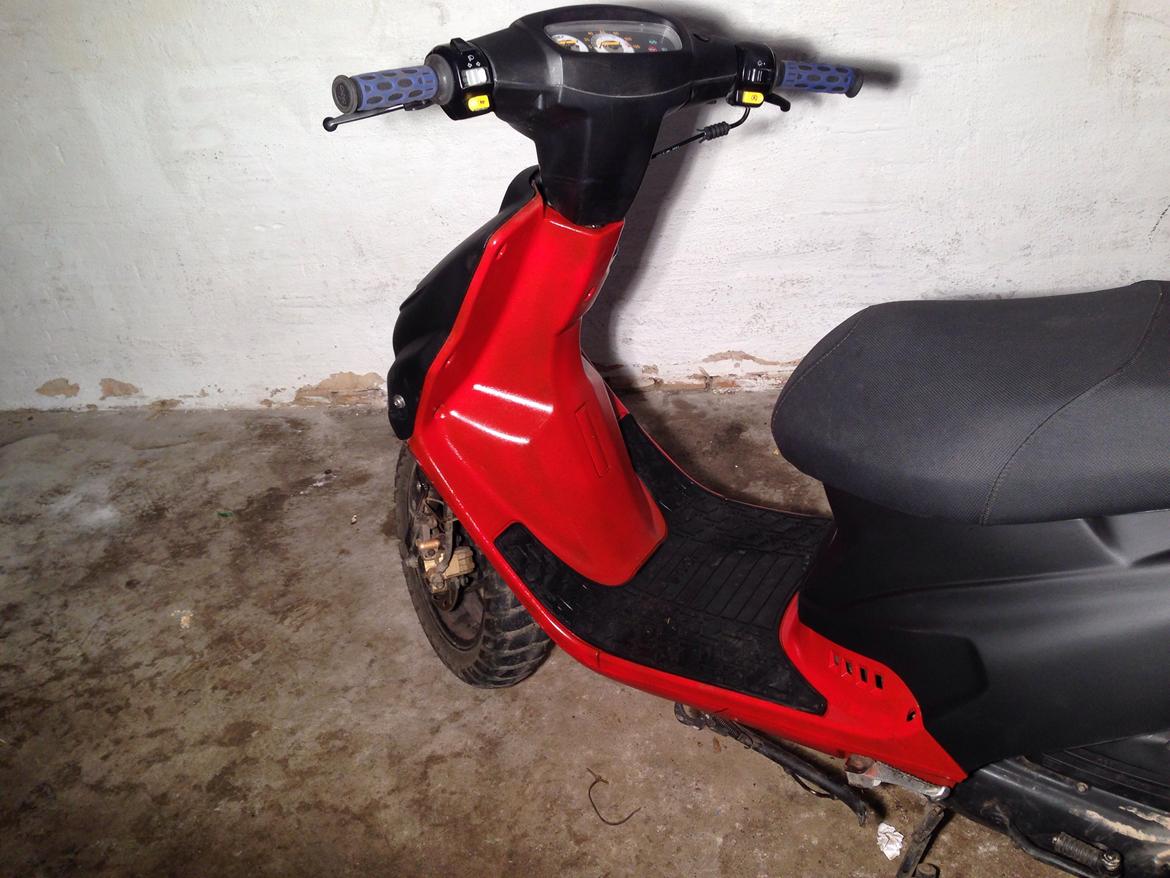 PGO hot 50/Tornado billede 12