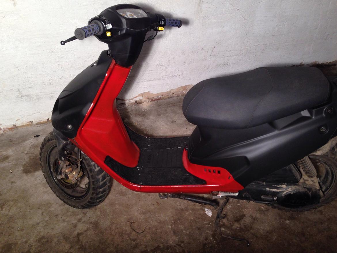 PGO hot 50/Tornado billede 13