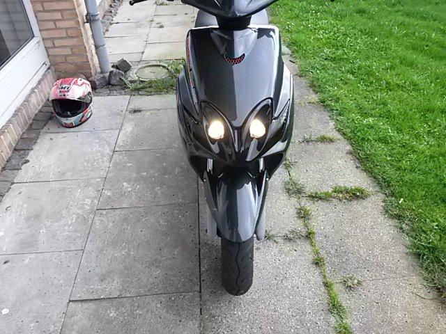 Yamaha Jog R Black Devil billede 5