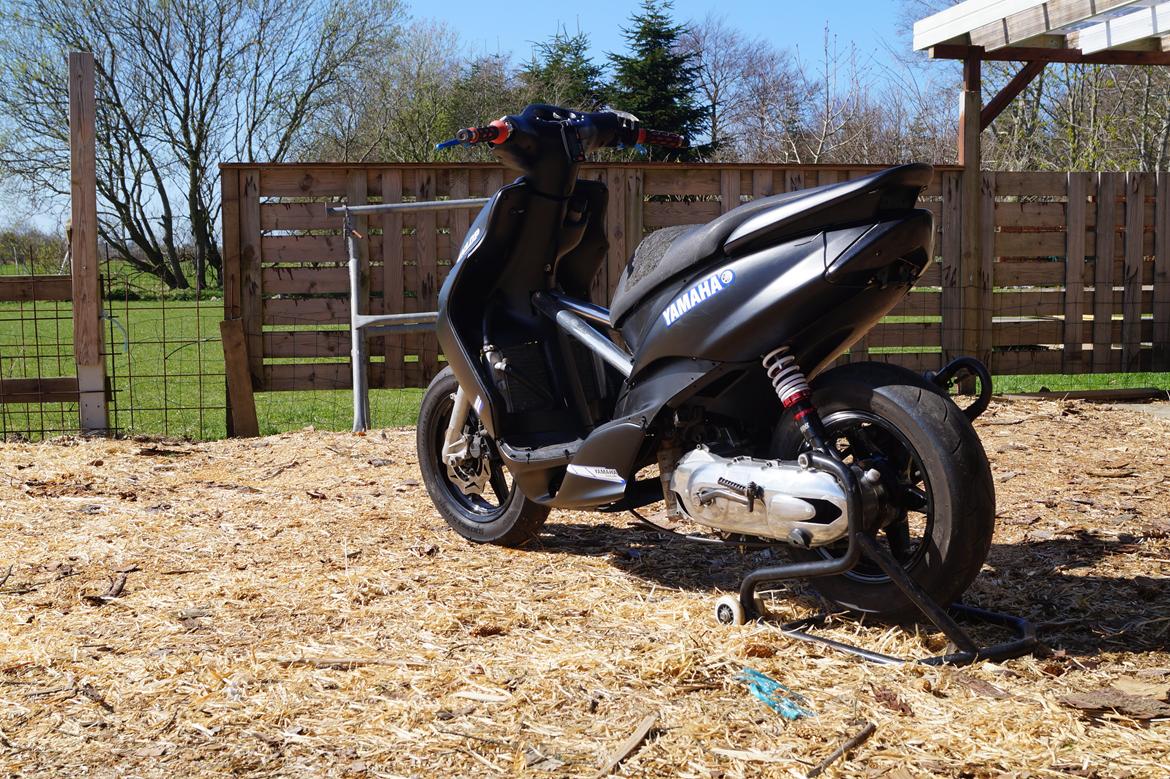 Yamaha Jog RR billede 5