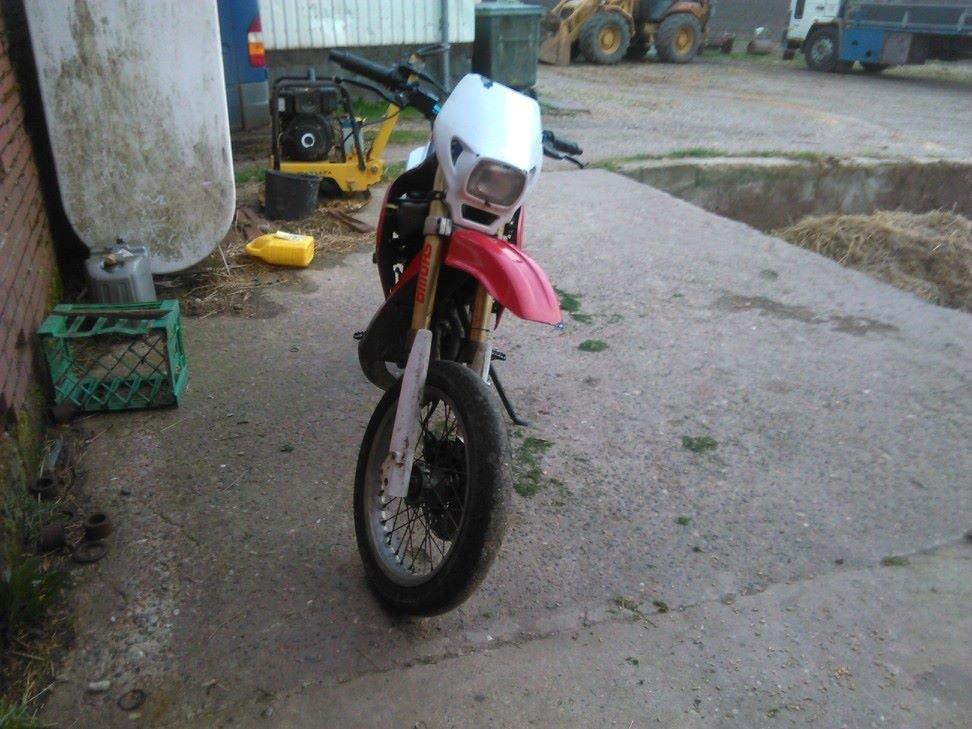 Suzuki Smx hugget op i dele billede 2