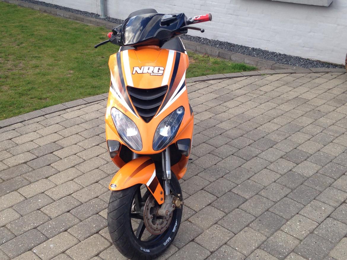 Piaggio NRG POWER DT HIPER 2 PRO - den dag idag D 18-04-14 billede 2