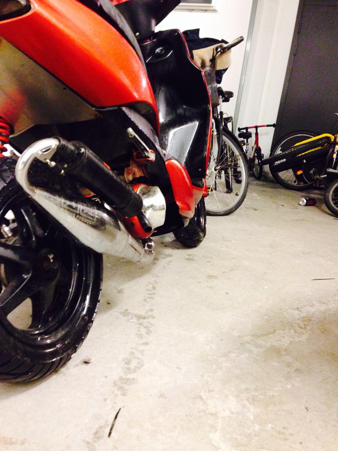 Yamaha jog R billede 3