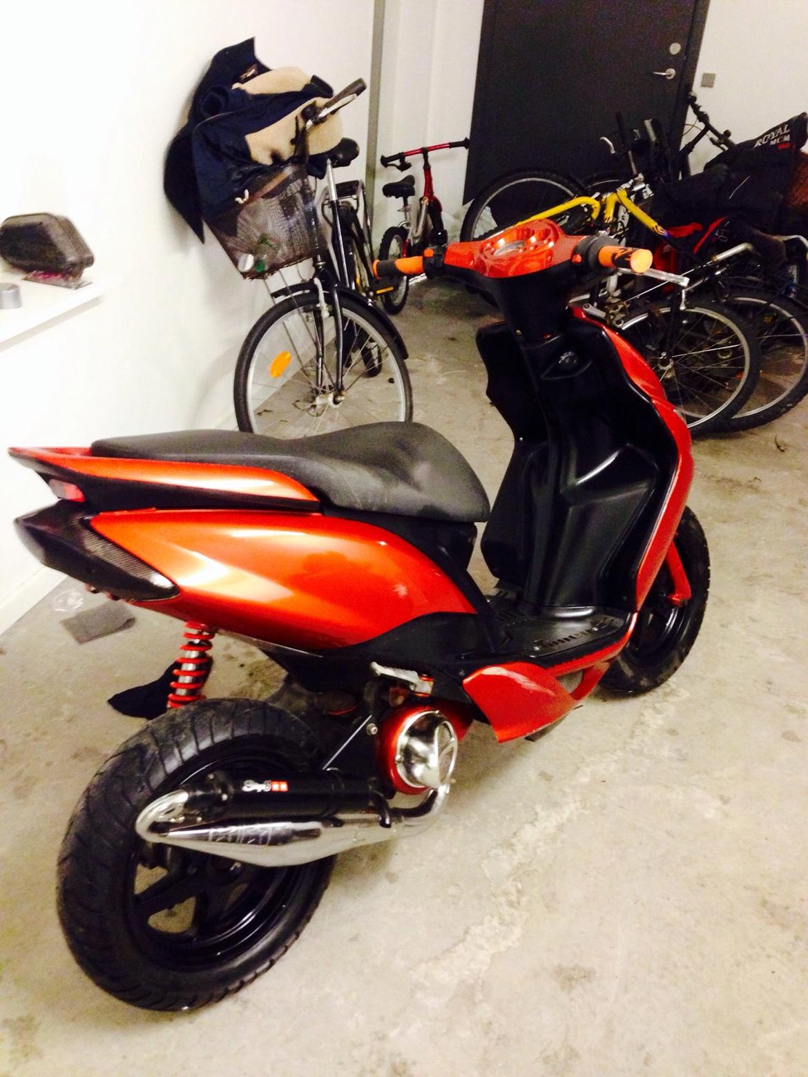 Yamaha jog R billede 5