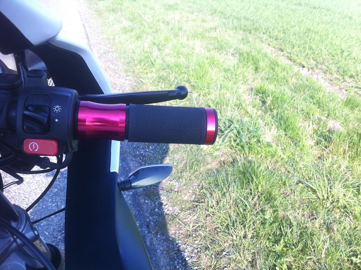 Rieju Matrix Rs2 - Håndtaget og blinklyset  billede 12