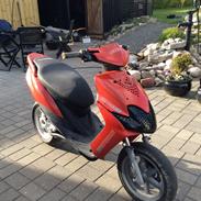 Yamaha Jog rr baneracer