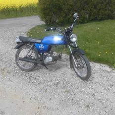 Suzuki dm50