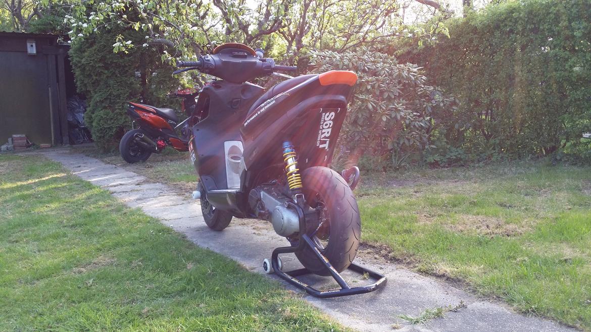 Piaggio NRG POWER LC DD R/T billede 4