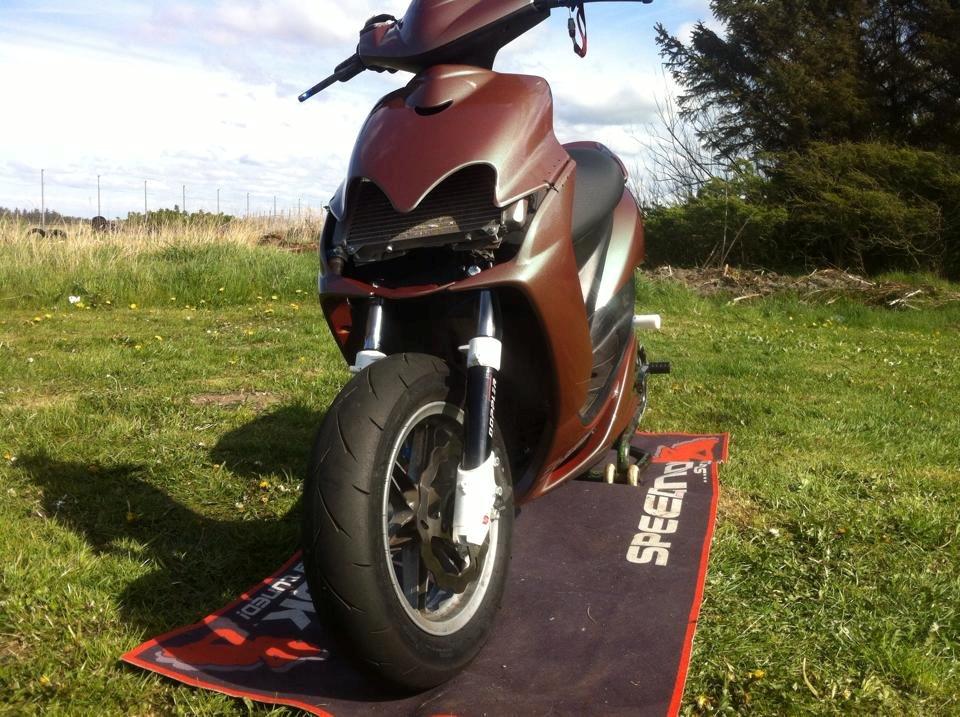 Yamaha Jog R LC SD BIG EVO 70cc. billede 5