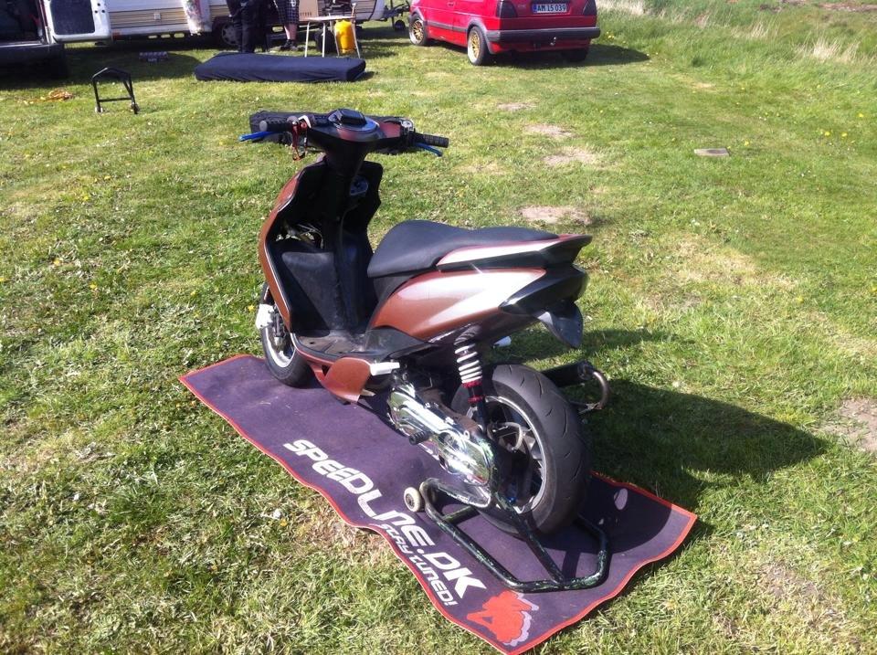 Yamaha Jog R LC SD BIG EVO 70cc. billede 7