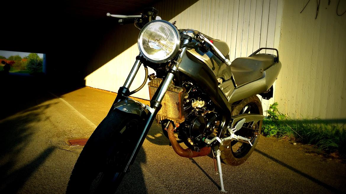 Yamaha TZR 50 custom (tidligere knallert) billede 1