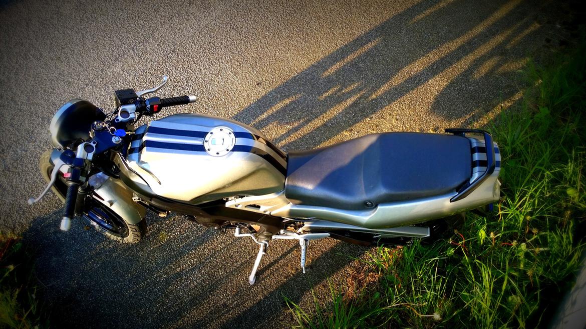 Yamaha TZR 50 custom (tidligere knallert) billede 6