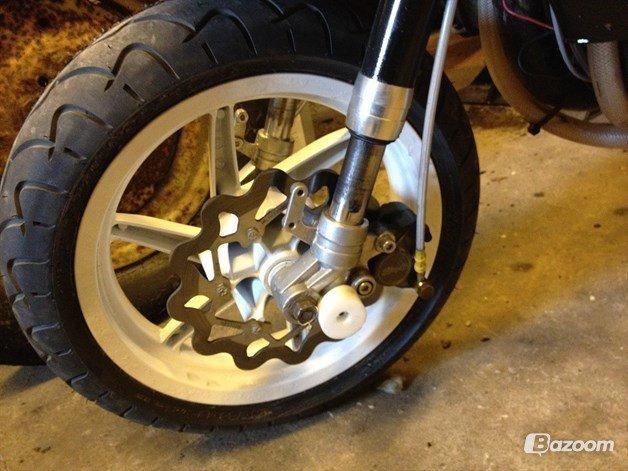 Piaggio typhoon mhr team replica  billede 4