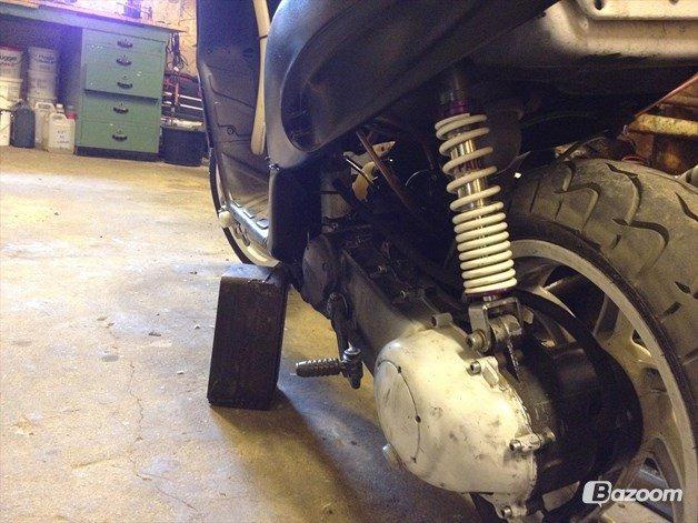 Piaggio typhoon mhr team replica  billede 5