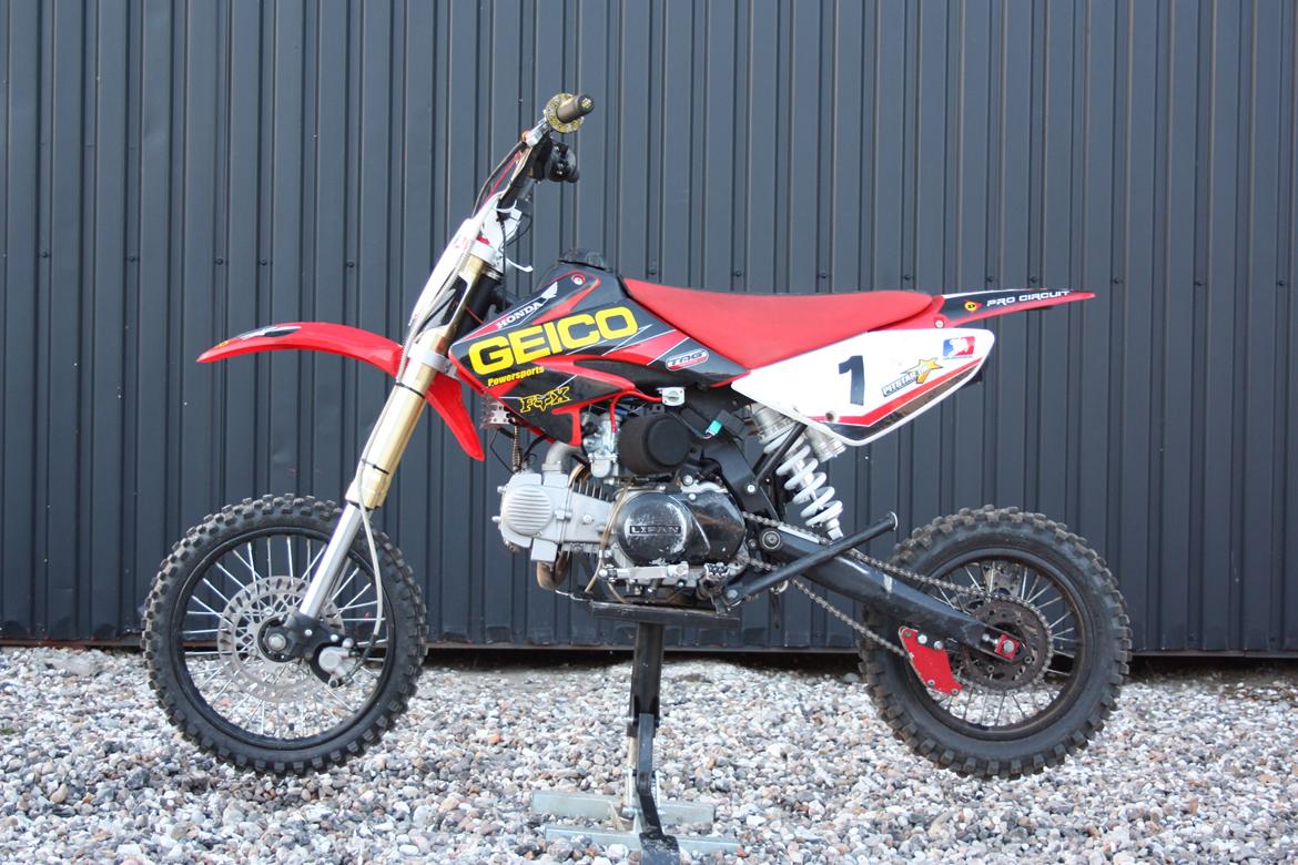 Pitstar Stomp YX 140 cc CFR 70 billede 1