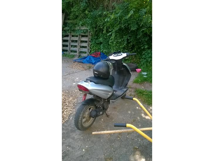 {{currentPhoto.altText}} billede {{currentPhoto.number}}