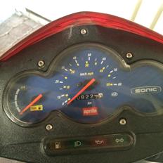 Aprilia Sonic