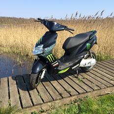 Yamaha Jog R Monster Edition