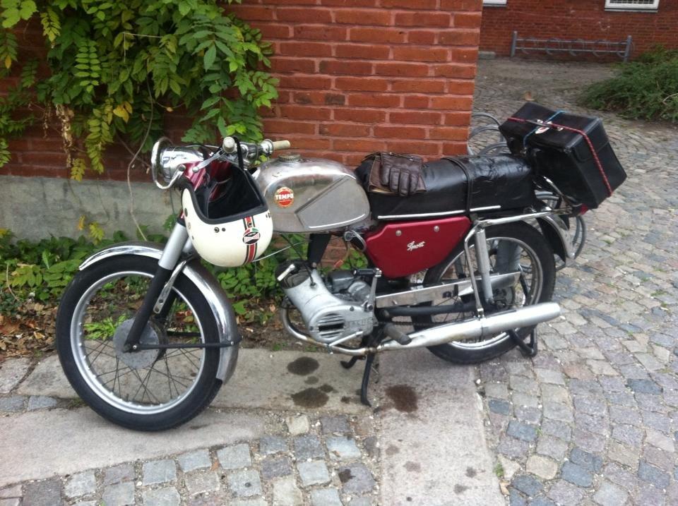 Veteraner DBS Sport - EFTER: Dele, der er skiftet, er tank,styr, forskærm og bagfælg. Alle andre dele er de oprindelige dele (se næste billede). billede 1