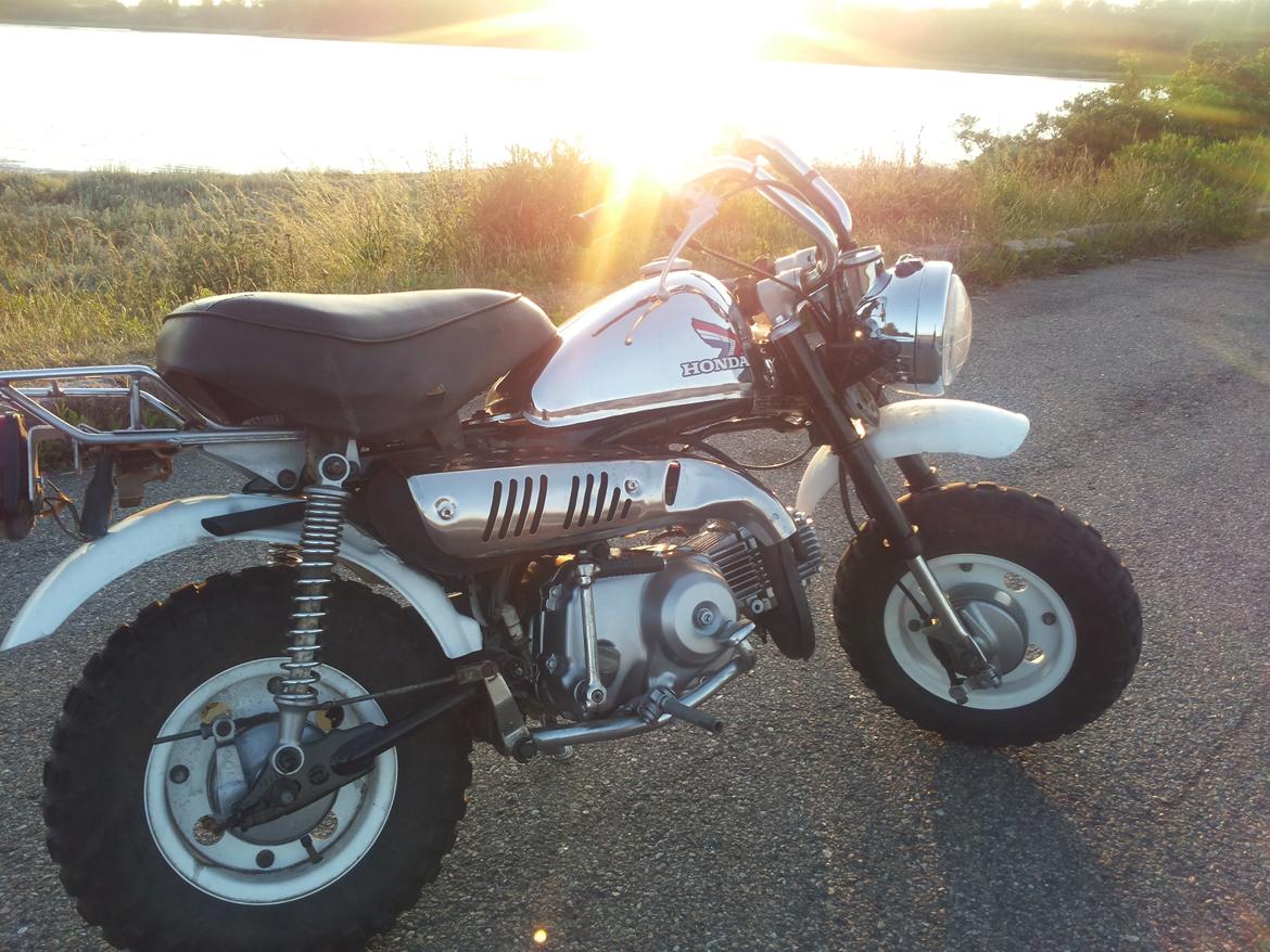 Honda Monkey Z50J billede 2