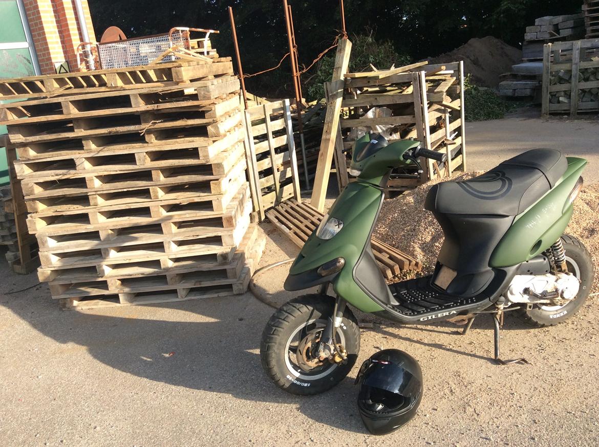 Gilera Stalker *Army Sally* billede 1