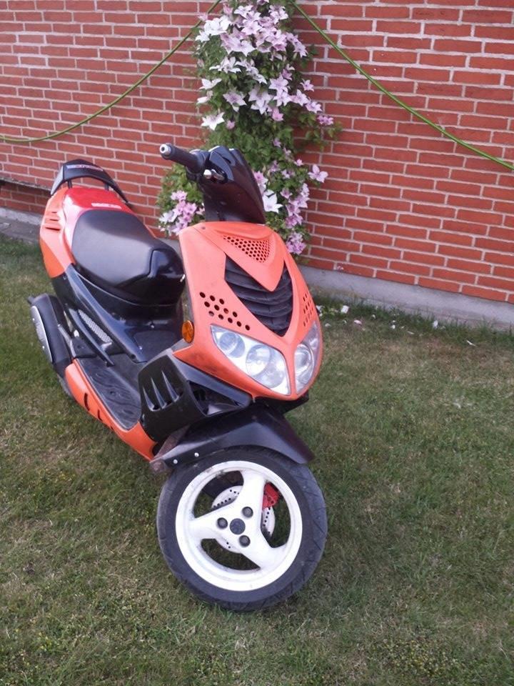 Peugeot Speedfight 2 billede 1