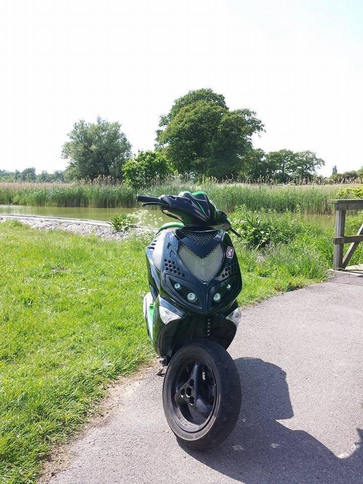 Peugeot Speedfight 2  SOLGT billede 1