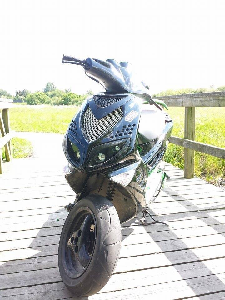 Peugeot Speedfight 2  SOLGT billede 6