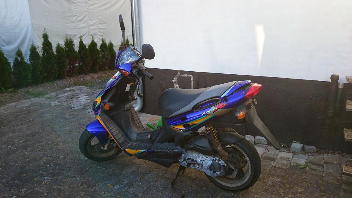 Suzuki Kantana R billede 4