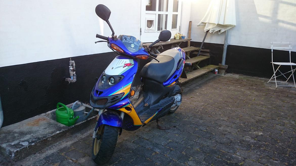 Suzuki Kantana R billede 5