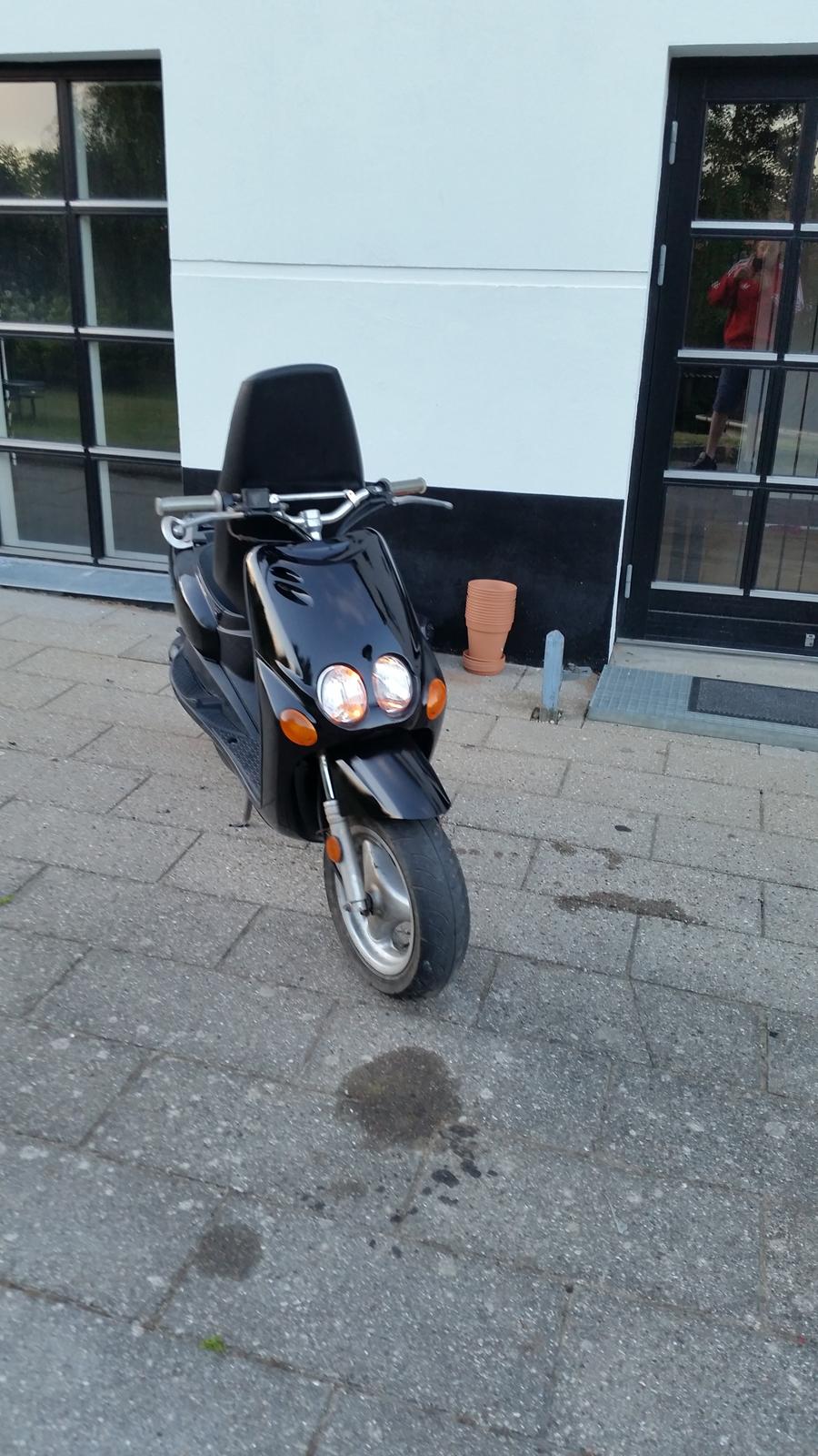 Yamaha neos billede 6