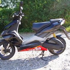 Aprilia SR 50 R Factory