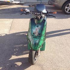 Yamaha Jogrox ''Dont drink and drive smoke and fly''