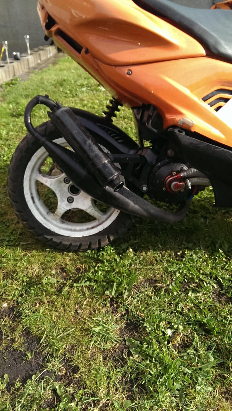 Yamaha aerox BB77 lc dd billede 6