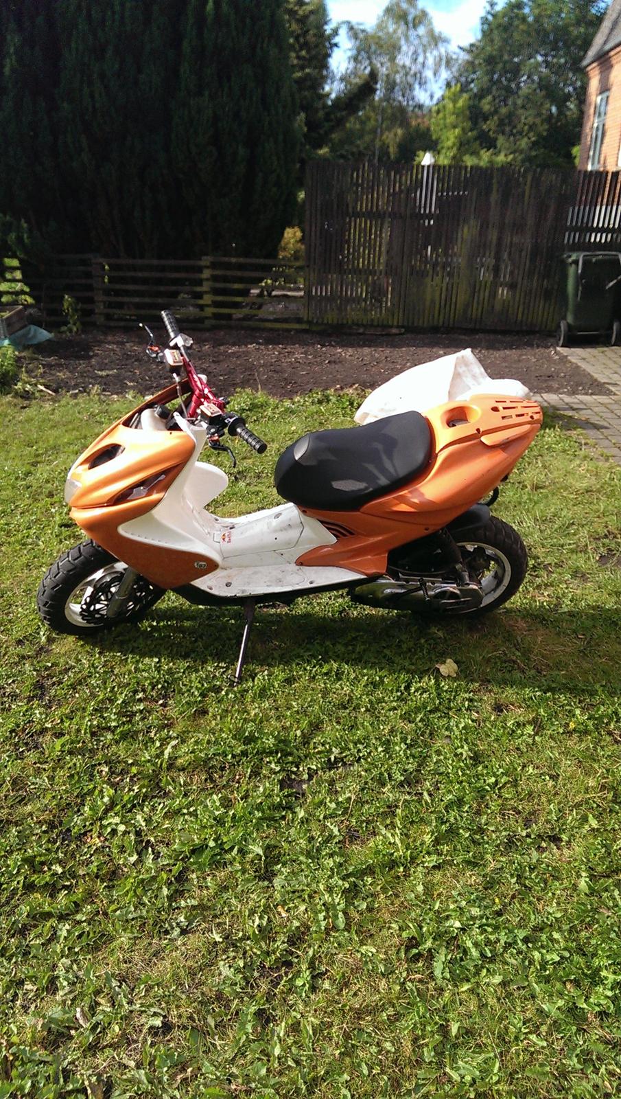 Yamaha aerox BB77 lc dd billede 12