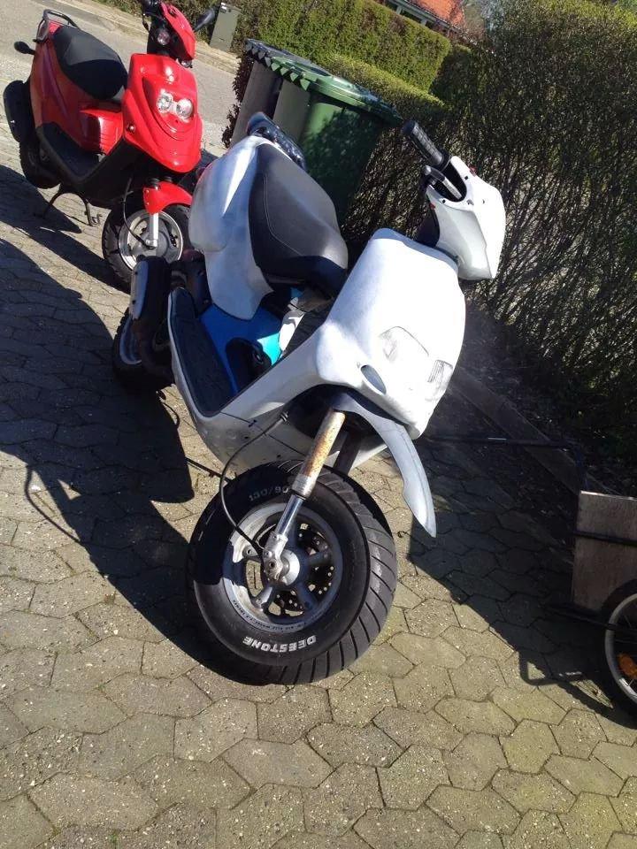 Aprilia rally billede 6