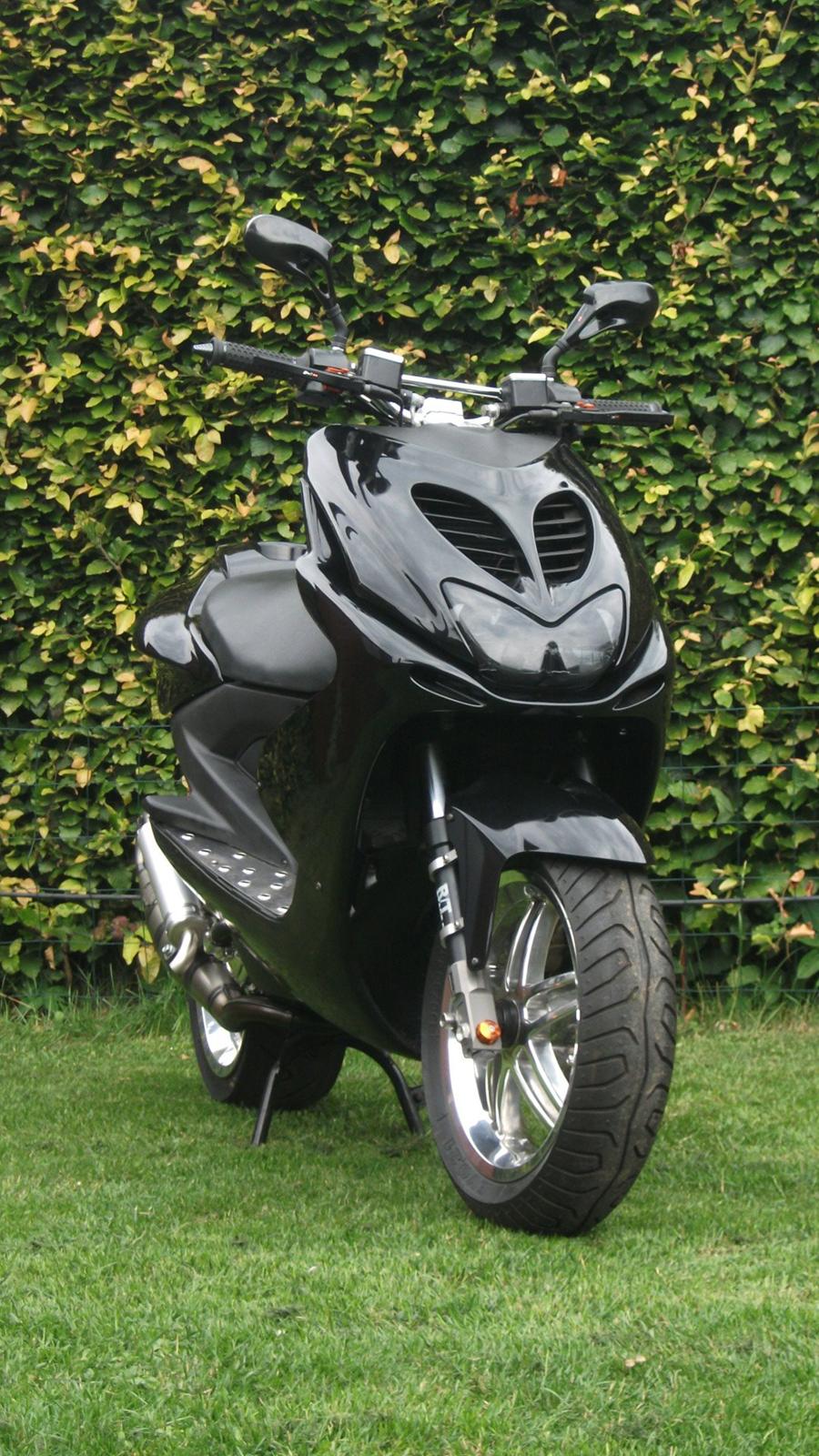 Yamaha Aerox R billede 11
