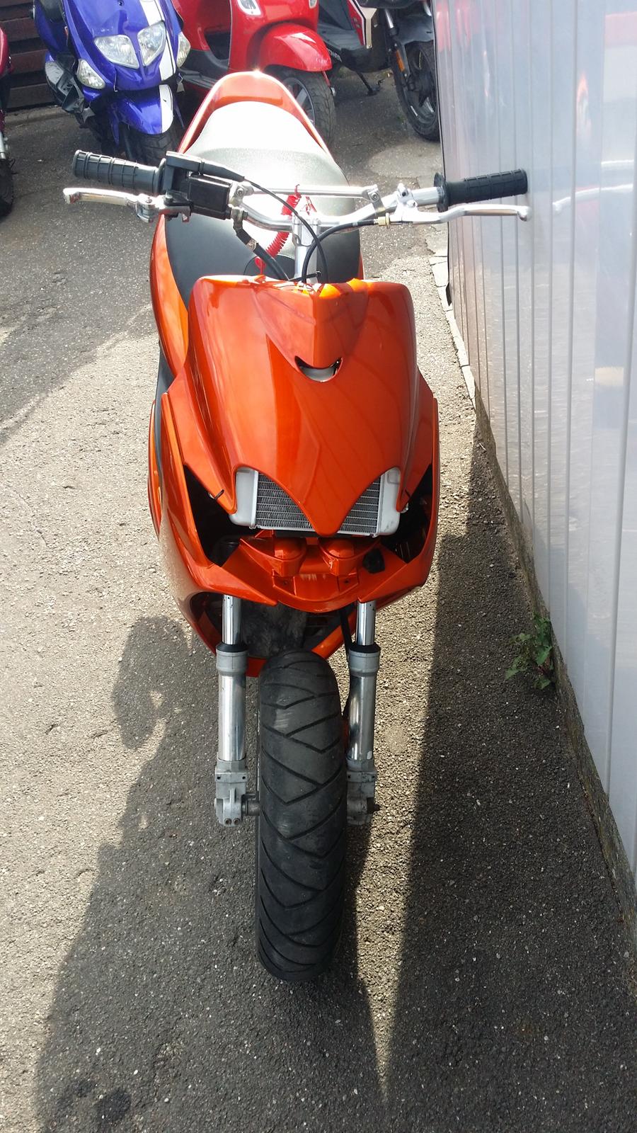 Yamaha jog r  billede 24