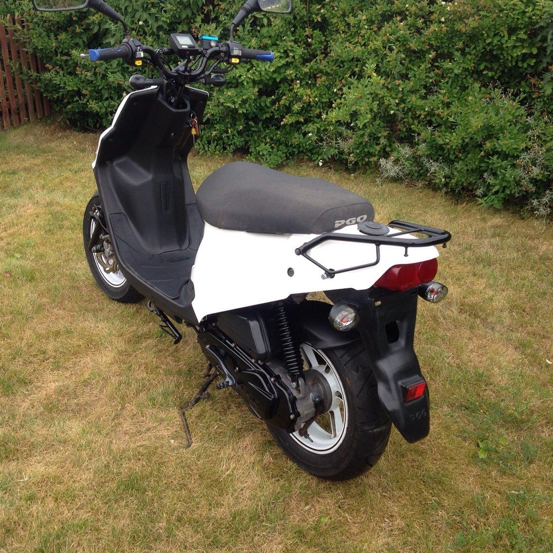 PGO Hot 50 Naked billede 4