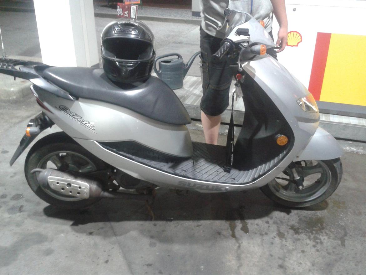 Suzuki Estilete billede 2