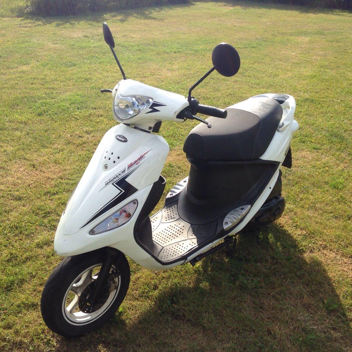 PGO White magic billede 2