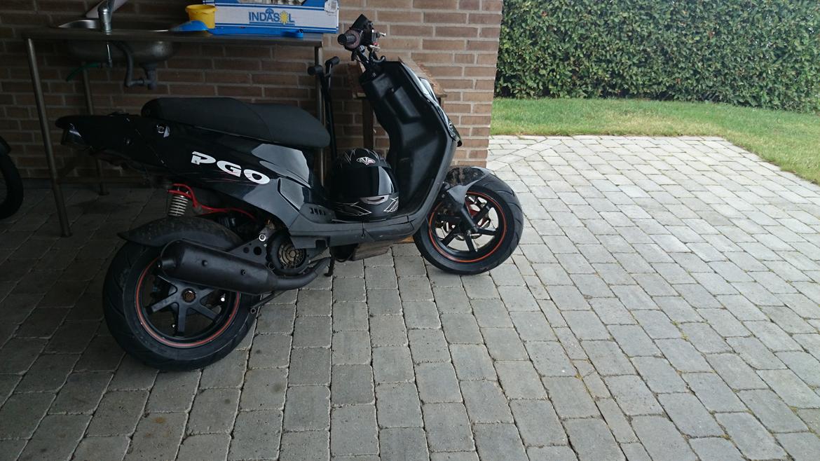 PGO Hot 50 - Lige et hurtigt billede med de nye fælge, flere kommer om ikke så længe :) billede 1