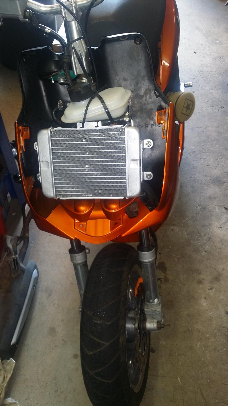 Yamaha jog r  billede 35