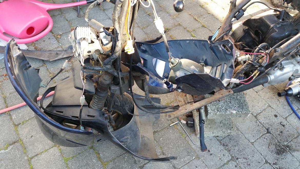 PGO comet solgt for 2500 billede 8